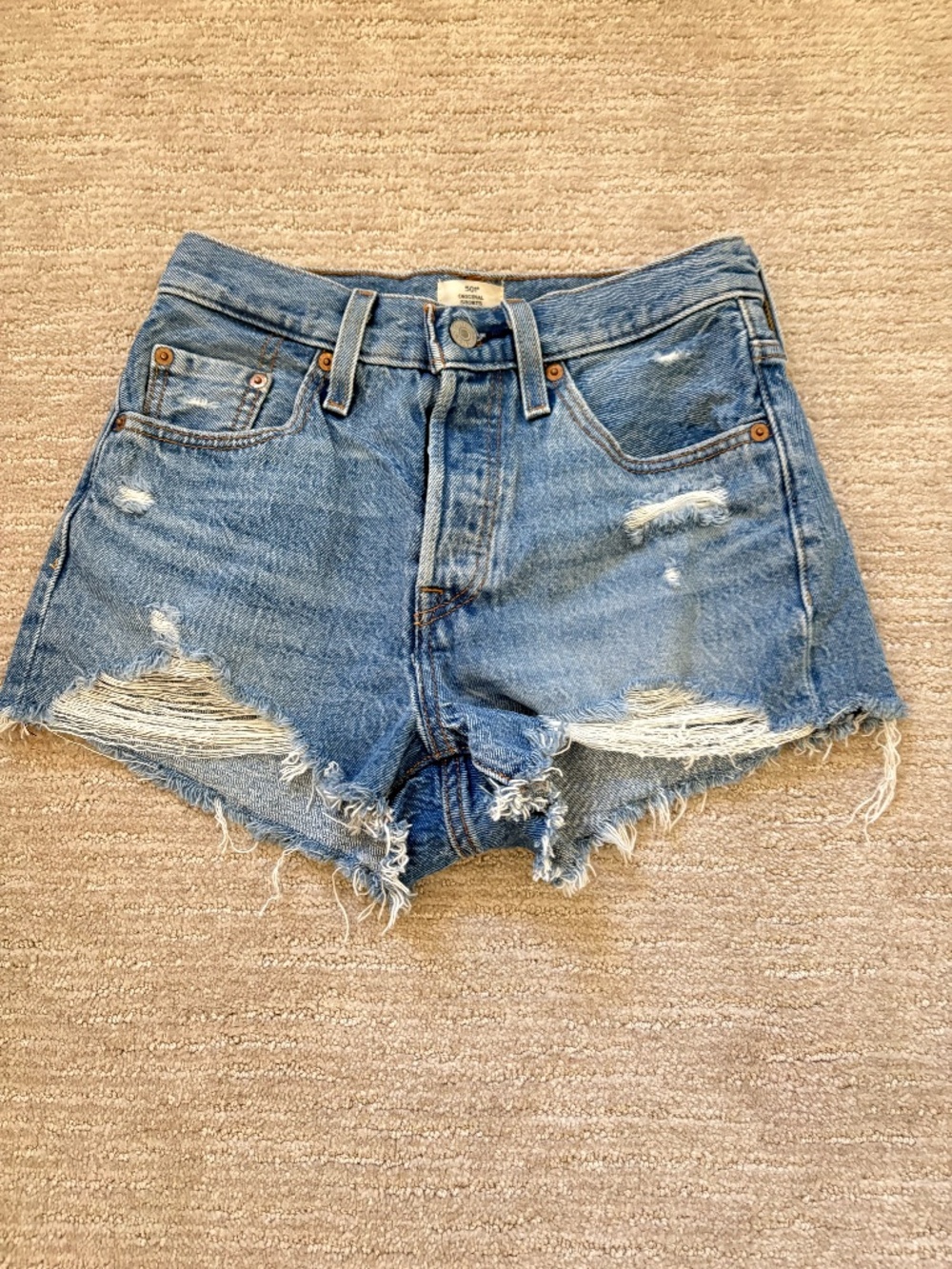 Levi Cut Off Jean Shorts